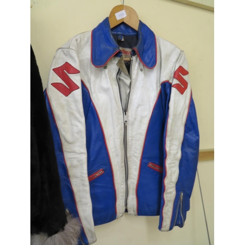 492 - A Suzuki leather motor cycle jacket - 42 inch chest