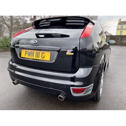 60 - PMN111G
Black Ford Focus ST2 Mountune 265bhp
First Registered 15.11.2007
Approx 38,380 miles
Manual ... 