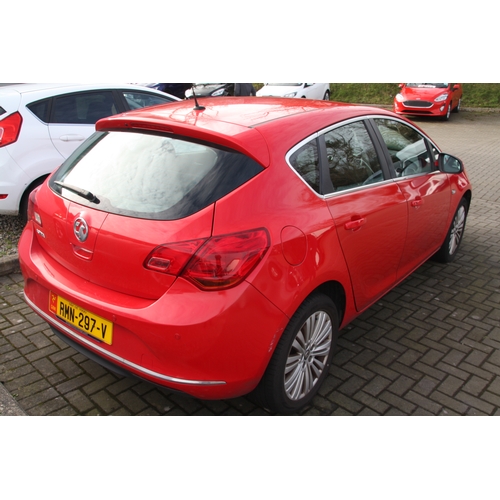 53 - RMN316L
Red Vauxhall Astra 1398cc
First Registered 06.03.2014
Approx 42,809 miles
Manual Petrol