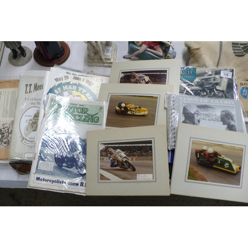 178 - Collection of motorcycle books, booklets and a calendar