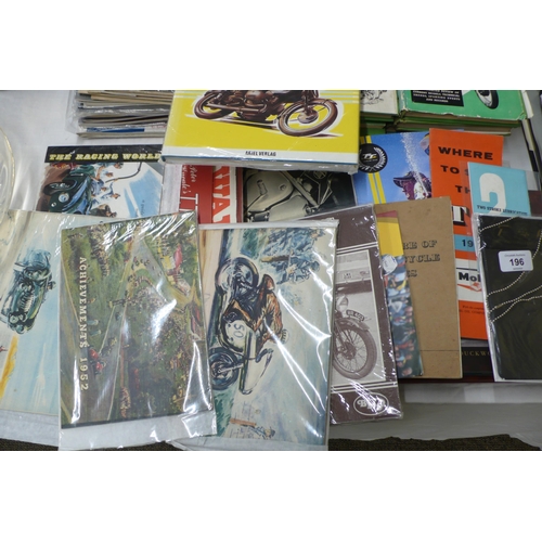 196 - Collection of booklets on motorcycle racing