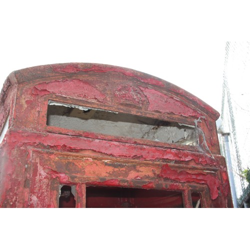 110 - Iconic K6 Circa 1930s British red Cast Iron Telephone Box
In need of restoration