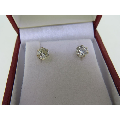 403 - Pair of diamond ear studs set in white gold 1.00ct total