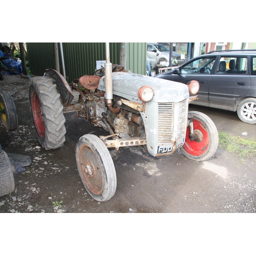 7 - Ferguson TE? circa 1940s
12volt, PTO 3 point linkage 
Hours unknown 
Starts and runs
VAT ON HAMMER @... 