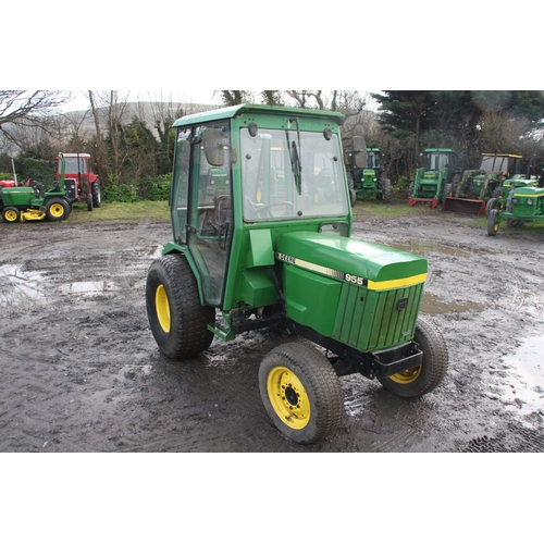 34 - John Deere 955 with cab
Early 2000's
Approx 1504 hours
3 point linkage and PTO
3 cylinder diesel
VAT... 