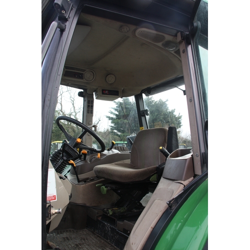 67 - John Deere 5820 with MX loader
First Registered 01.04.2007
Approx 2215 hours
4WD industrial tyres
le... 