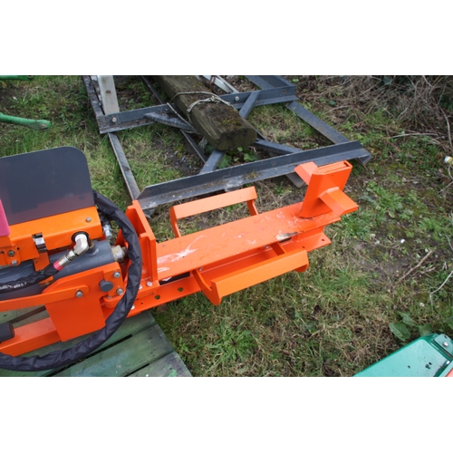 32 - As new Hydraulic log splitter
22 tonne
VAT ON HAMMER @ 20%