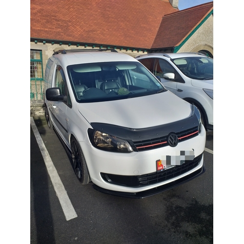 23 - PMN200U
White Volkswagen Caddy 1598cc
First Registered 31.03.2014
Approx 89,400 miles
Manual Diesel
... 