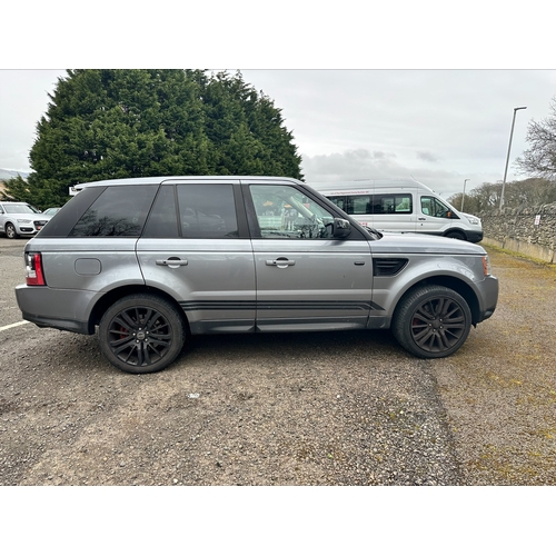 26 - RMN436B
Range Rover Sport HSE SDV6 2993cc
First Registered 12.12.2011
Approx 78,000 miles
Auto Diese... 