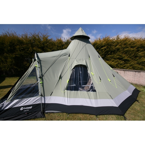 81 - Outwell Indian Lake Tipi tent 
580 X 450cm