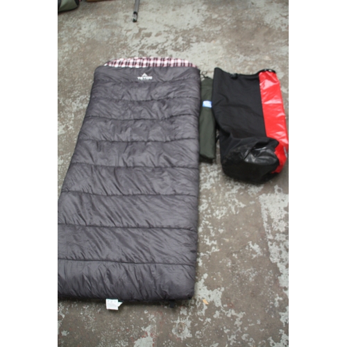 82 - Collection - TETON sleeping bag, Kampa Slumber plus camp bed, Large Quality blanket and blow up chai... 