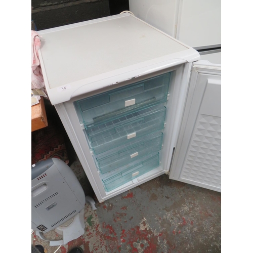 15 - Hotpoint undercounter freezer