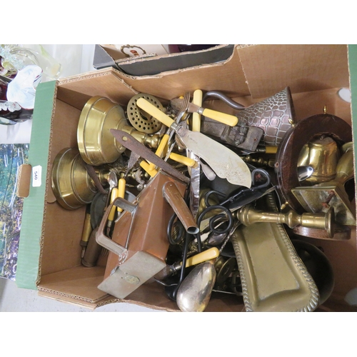 540 - Collection of brass and metalware