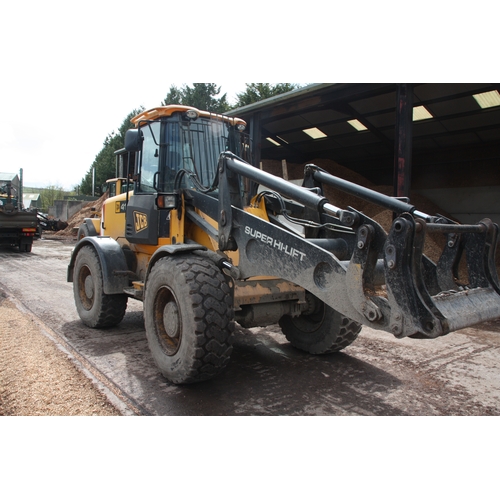 133 - JMN859P
JCB 416 loading showel
First Registered 24.03.2009
Approx 9230 hours
together with loading f... 