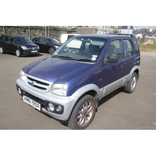 129 - HMN195R
Blue Daihatsu Terios Sport 1298cc
First Registered 10.11.2005
Approx 63,195 miles
Auto Petro... 