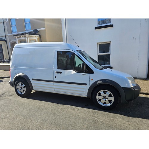 149 - LMN455E
White Ford Transit Connect 1753cc
First Registered 06.04.2009
Approx 146,000 miles
Manual Di... 