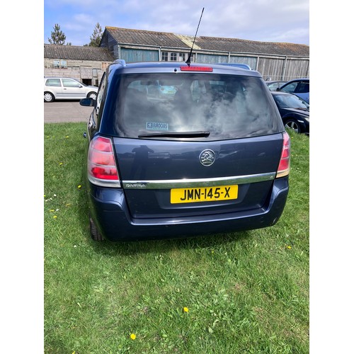 217 - JMN145X
Blue Vauxhall Zafira Design 1796cc
First Registered 04.09.2007
Approx 110,000 miles
Manual P... 