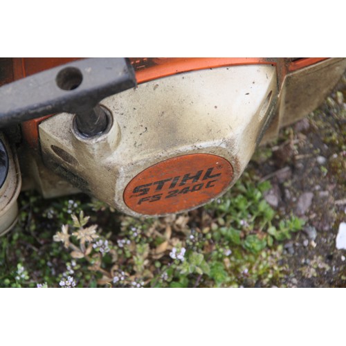 171 - Stihl FS240C Strimmer
VAT ON HAMMER @ 20%