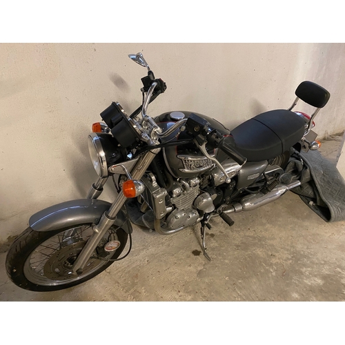 226 - FMN345V
Triumph Thunderbird 885cc motorcycle
First Registered 19.06.2002
Approx 3130 miles
Petrol
ve... 