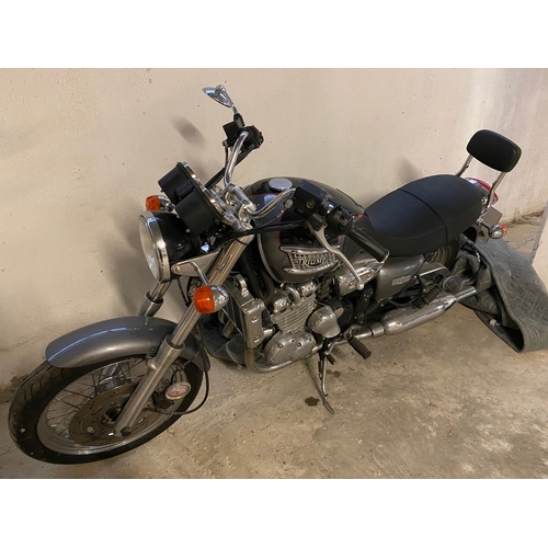 226 - FMN345V
Triumph Thunderbird 885cc motorcycle
First Registered 19.06.2002
Approx 3130 miles
Petrol
ve... 