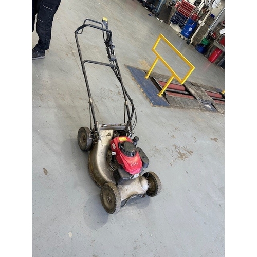 189A - LAWNFLITE MOWER 553HWS-PRO
SPARES OR REPAIR
DECK DAMAGED
VAT ON HAMMER @ 20%