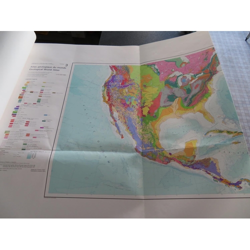 27 - Geological World Atlas