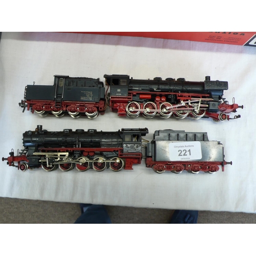 221 - Two FLEICHMANN locomotives and tenders H0 gauge