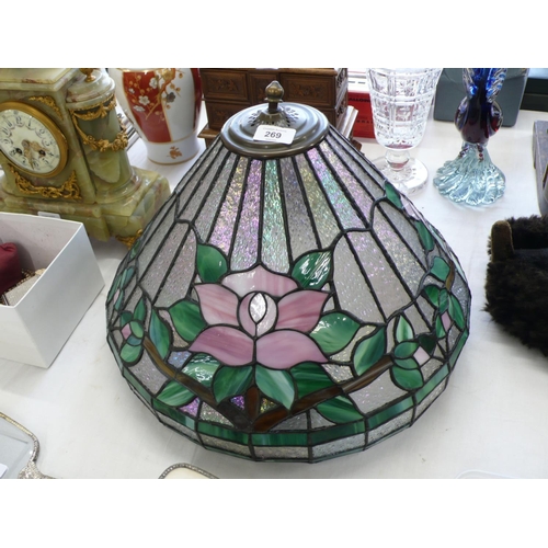 269 - Large Tiffany style lampshade, diameter 17 ins, ht. 14 ins approx