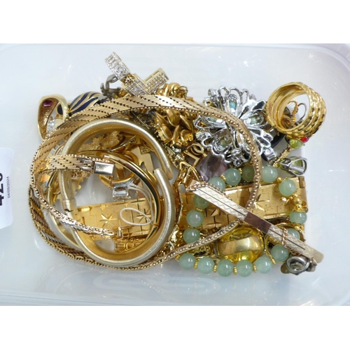 420 - Collection of costume jewellery, mostly gold plated