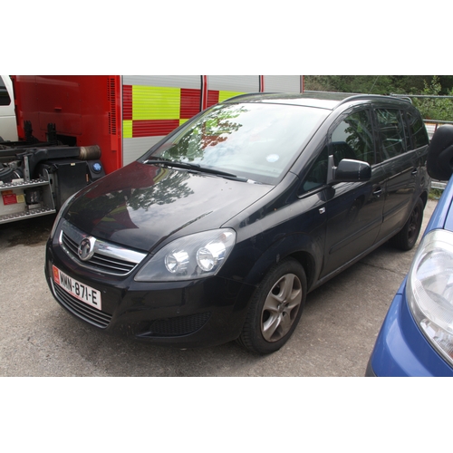 1 - MMN871E
Blue Vauxhall Zafira Exclusiv 1598cc
First Registered 12.02.2013
Approx 48,000 miles
Manual ... 