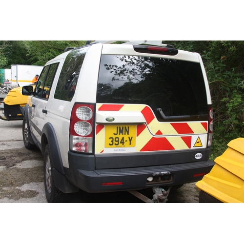 4 - JMN394Y
White Land Rover Discovery Van 2720cc
First Registered 26.01.2010
Approx 143,000 miles
Auto ... 