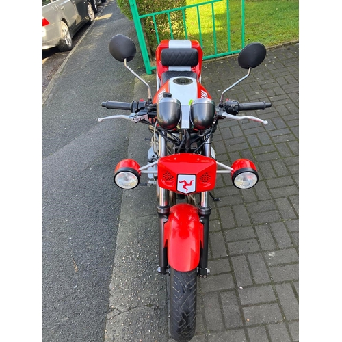 13 - EMN963V
Yamaha XJ600N Cafe racer/Display bike
First Registered 04.07.1997
Approx 13,000 miles
Petrol... 