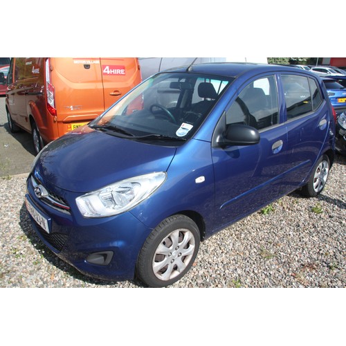 25 - RMN113N
Blue Hyundai i10 Classic 1248cc
First Registered 07.09.2012
Approx 16,305 miles
Manual Petro... 