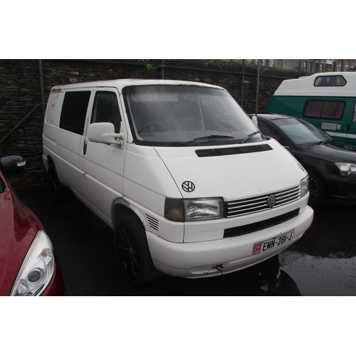 87 - EMN281J
Volkswagen Transporter van 1896cc
First Registered 01.02.1999
Approx 162,000 miles
Manual Di... 