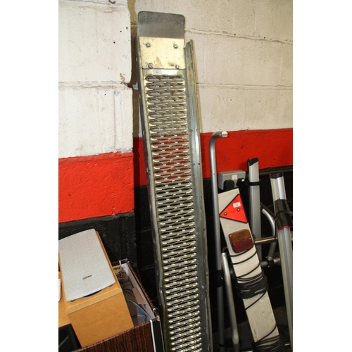 71 - Stainless steel ramp 76 inches long