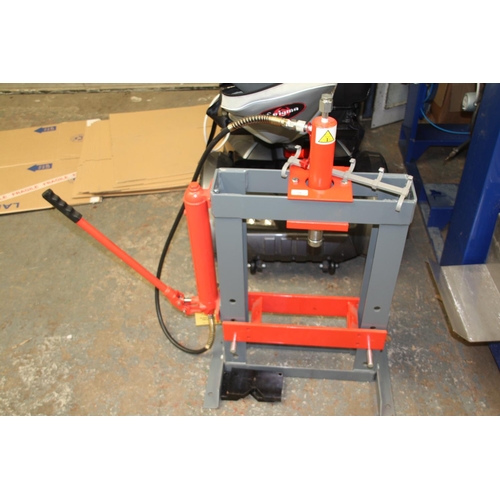 78 - Sealey 10 tonne bench type hydraulic press