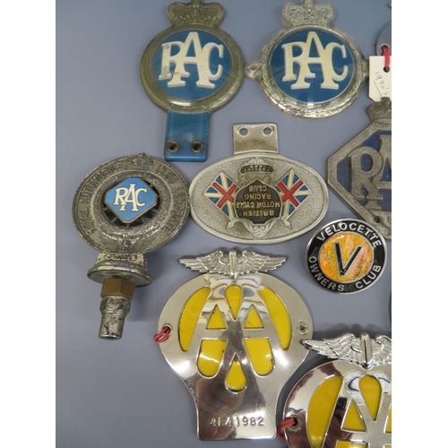 130 - Collection of mostly British car & Motor cycle badges:-
RAC
AA
Velocette Owners Club
British Motor C... 