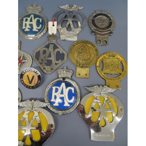 130 - Collection of mostly British car & Motor cycle badges:-
RAC
AA
Velocette Owners Club
British Motor C... 