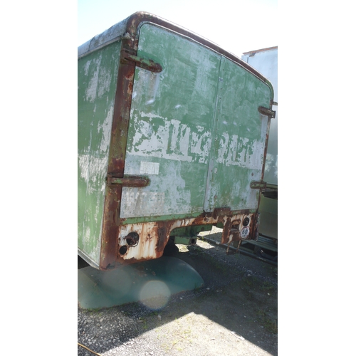 177 - 1950s Austin Luton lorry double axle with aluminum box - length 20ft - AS SEEN NO PAPERS KEYS ETC
Vi... 