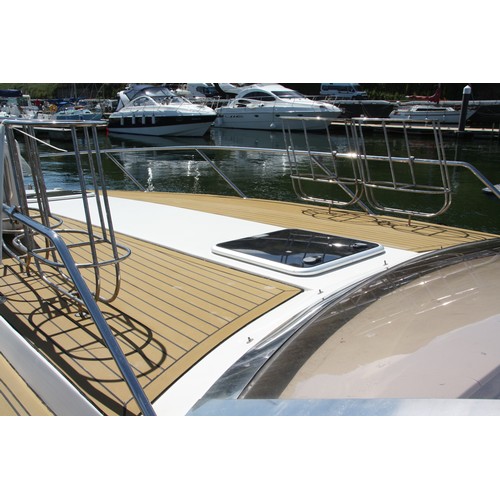 151 - SSR 58334
RHS COBRA
Sunseeker Cobra 39
Overall length 11.88m, Beam 3m
Pair of 6.420 TDi Nanni engine... 