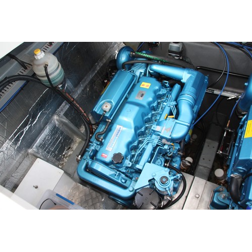 151 - SSR 58334
RHS COBRA
Sunseeker Cobra 39
Overall length 11.88m, Beam 3m
Pair of 6.420 TDi Nanni engine... 