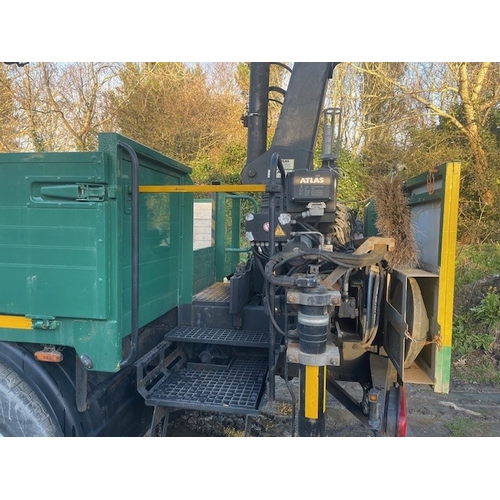 186 - RMN679K
Green DAF LF - 55 Dropside Lorry with Brick Grab - Gross weight 17000
First Registered 15.06... 