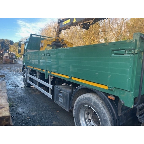 186 - RMN679K
Green DAF LF - 55 Dropside Lorry with Brick Grab - Gross weight 17000
First Registered 15.06... 