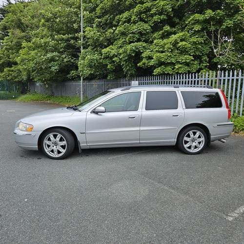 196 - LMN793C
Silver Volvo 285D5 SE 2401cc
First Registered 20.11.2006
Approx 120,000 miles
Auto Diesel