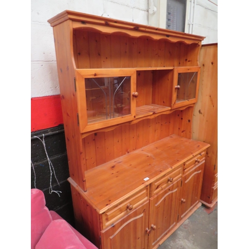 19 - Pine dresser with cupboards and shelves to top, cupboards and drawers under