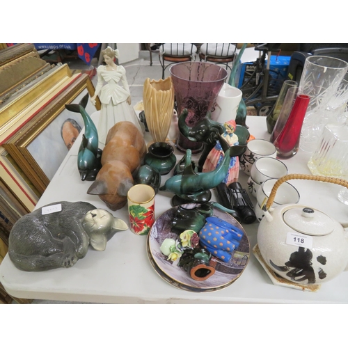 118 - Collection of crockery, ornaments and knicknacks