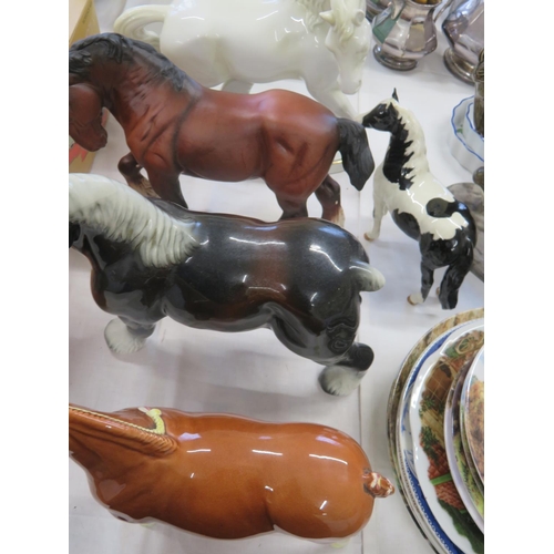 51 - Collection of horse ornaments, some Beswick, collectors plates and bowls