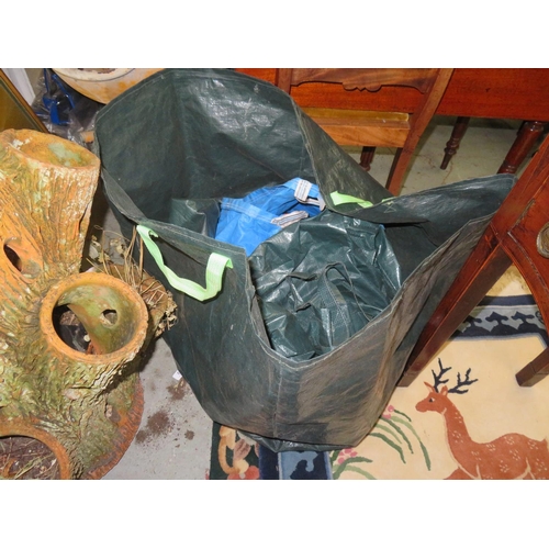 142 - Collection of large garden rubbish sacks