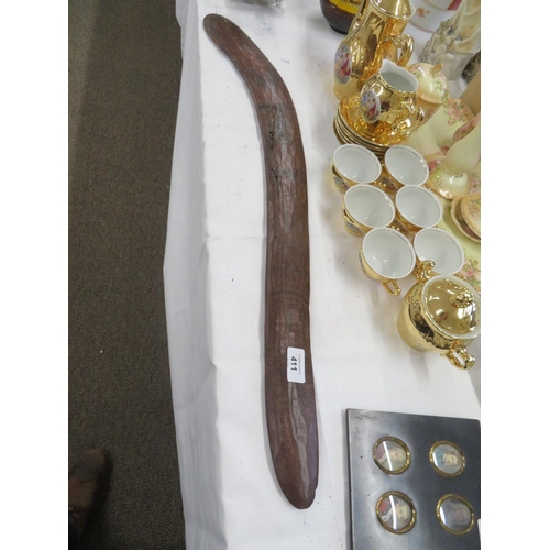 411 - 19thC boomerang, length 32ins approx