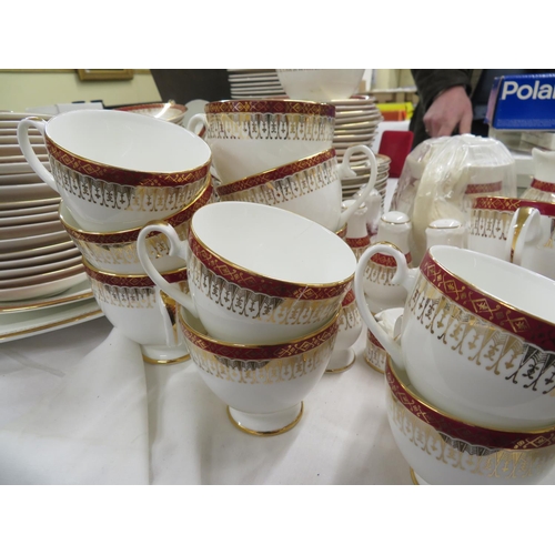 475 - Extensive Royal Grafton Majestic pattern dinner, tea and coffee service